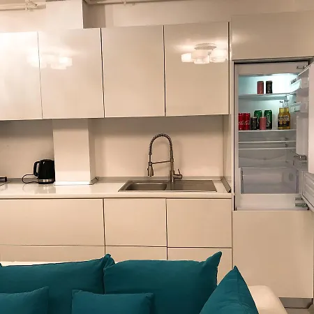 Turquoise By Pipera Lake Apts * Bukarest