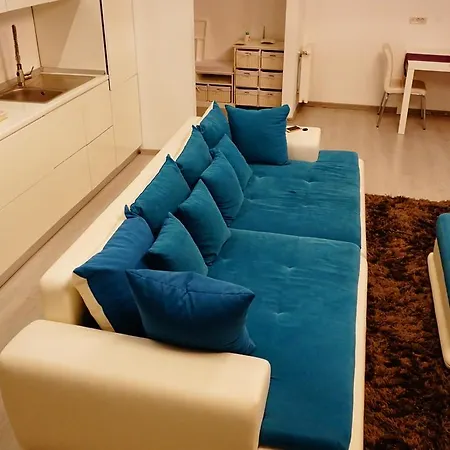 Turquoise By Pipera Lake Apts *